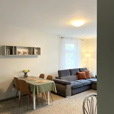Thaithanee Cozy House Appartement *